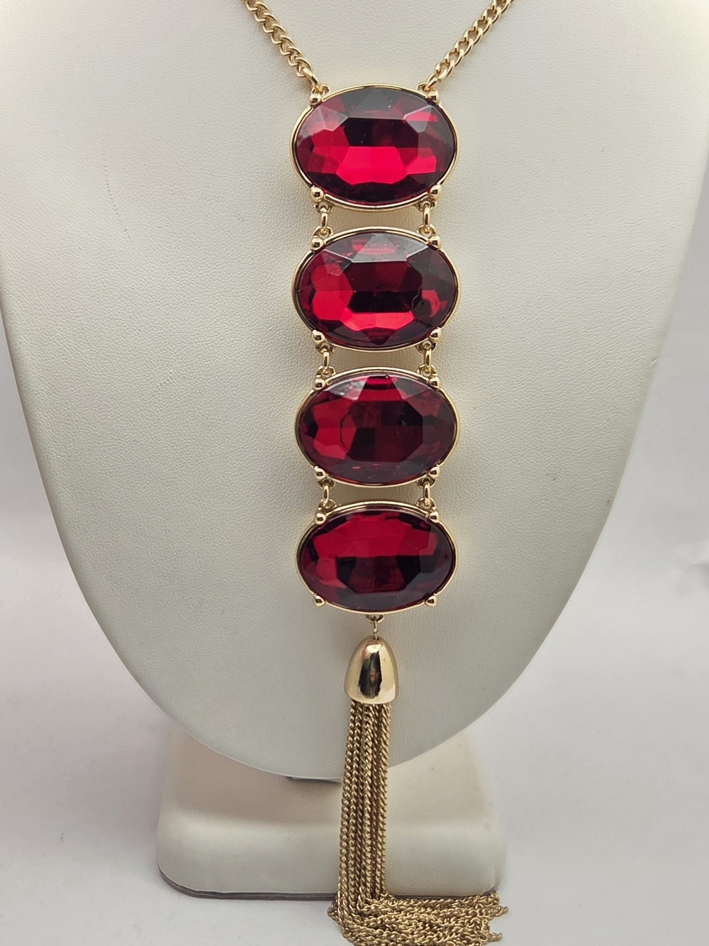 Red Faux Gemstone Tassel Pendant Necklace Long Gold Tone Curb Chain Statement 35